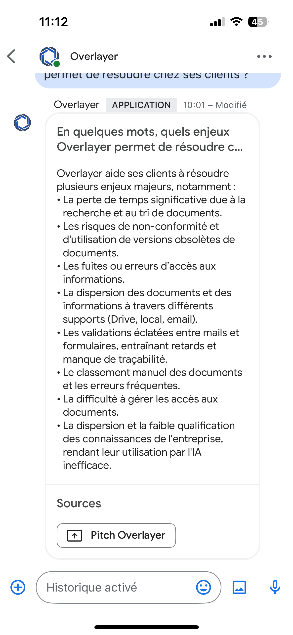 Assistant mobile Overlayer - Chatbot IA conversationnel pour interroger la base de connaissances d'entreprise avec sources et références